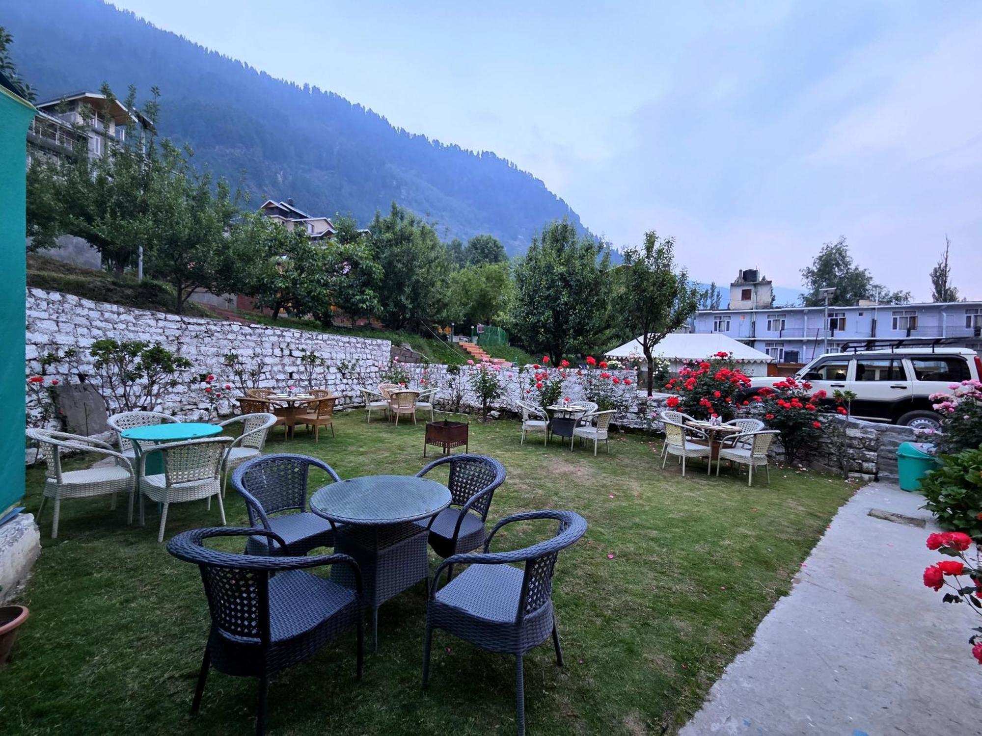 Hill River Resort By West Western Manāli Zewnętrze zdjęcie